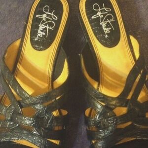 Life Stride Black Flats with Timeless Elegance